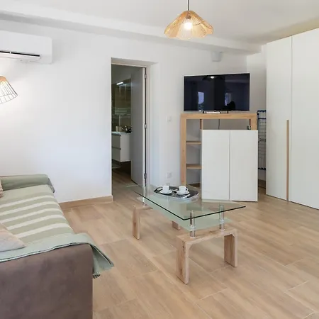 La Dolce 2 - L'arbousier Borgo (Corsica)